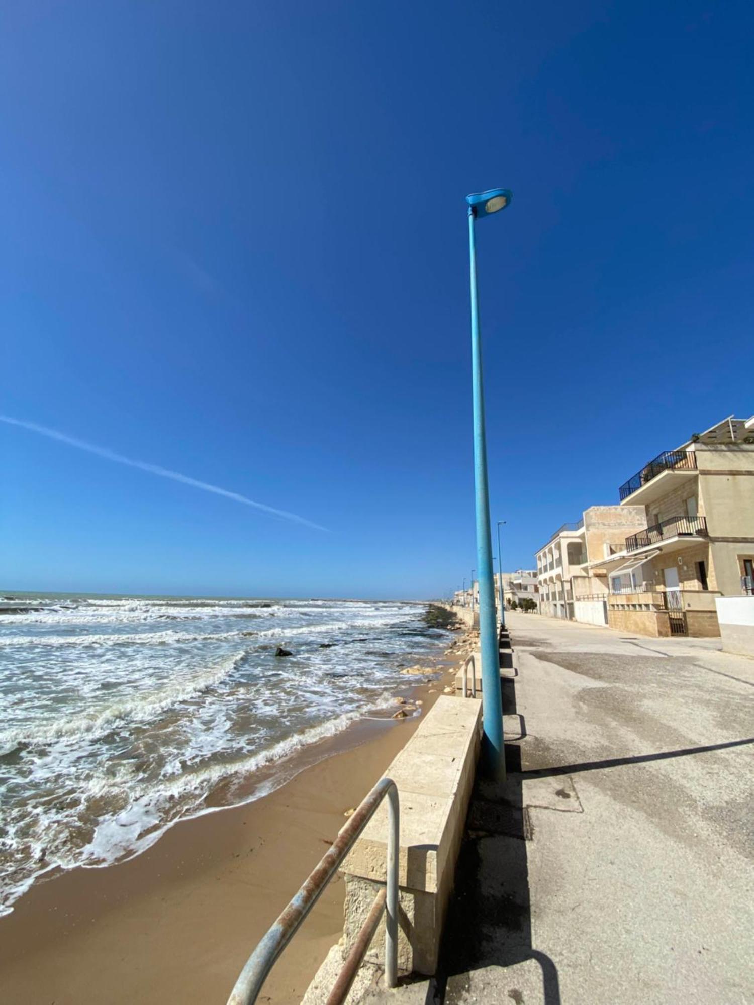 Casa Dorina Charme E Comfort A 100 M Dal Mare ดอนนาลูกาตา ภายนอก รูปภาพ