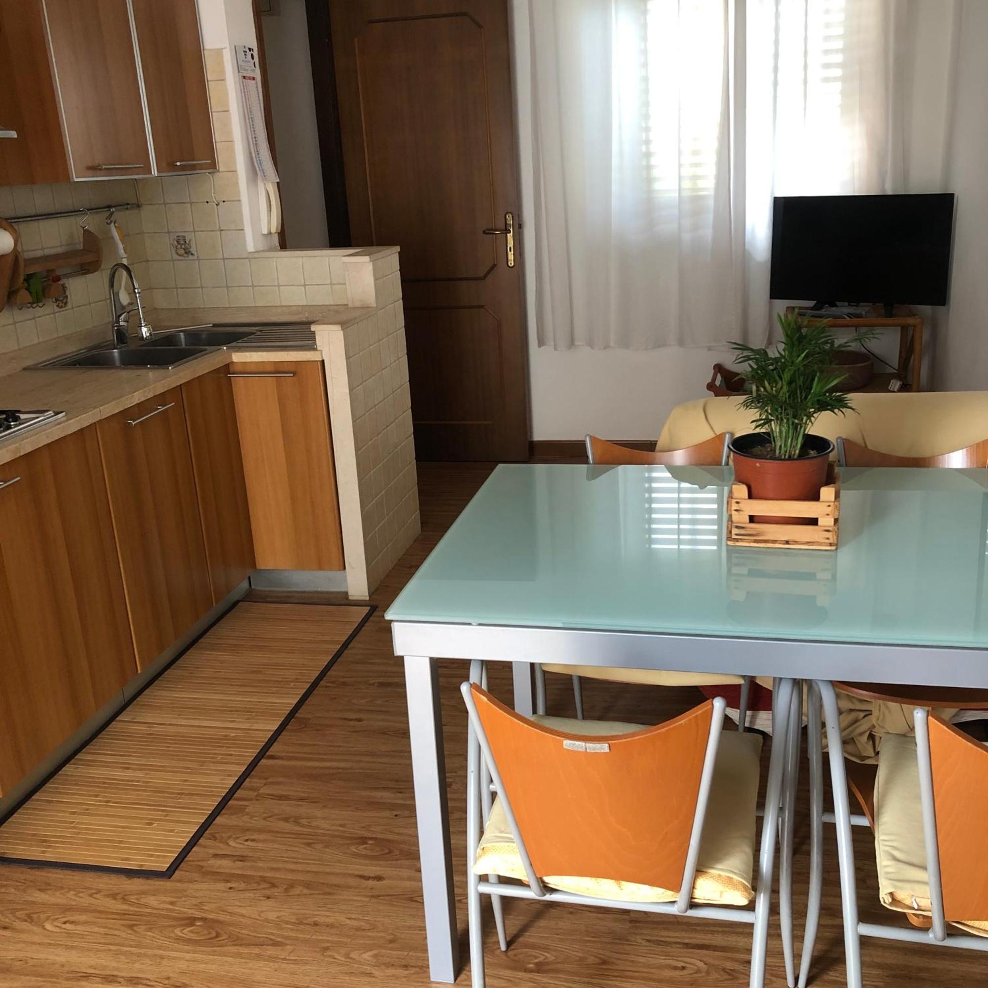 Casa Dorina Charme E Comfort A 100 M Dal Mare ดอนนาลูกาตา ภายนอก รูปภาพ