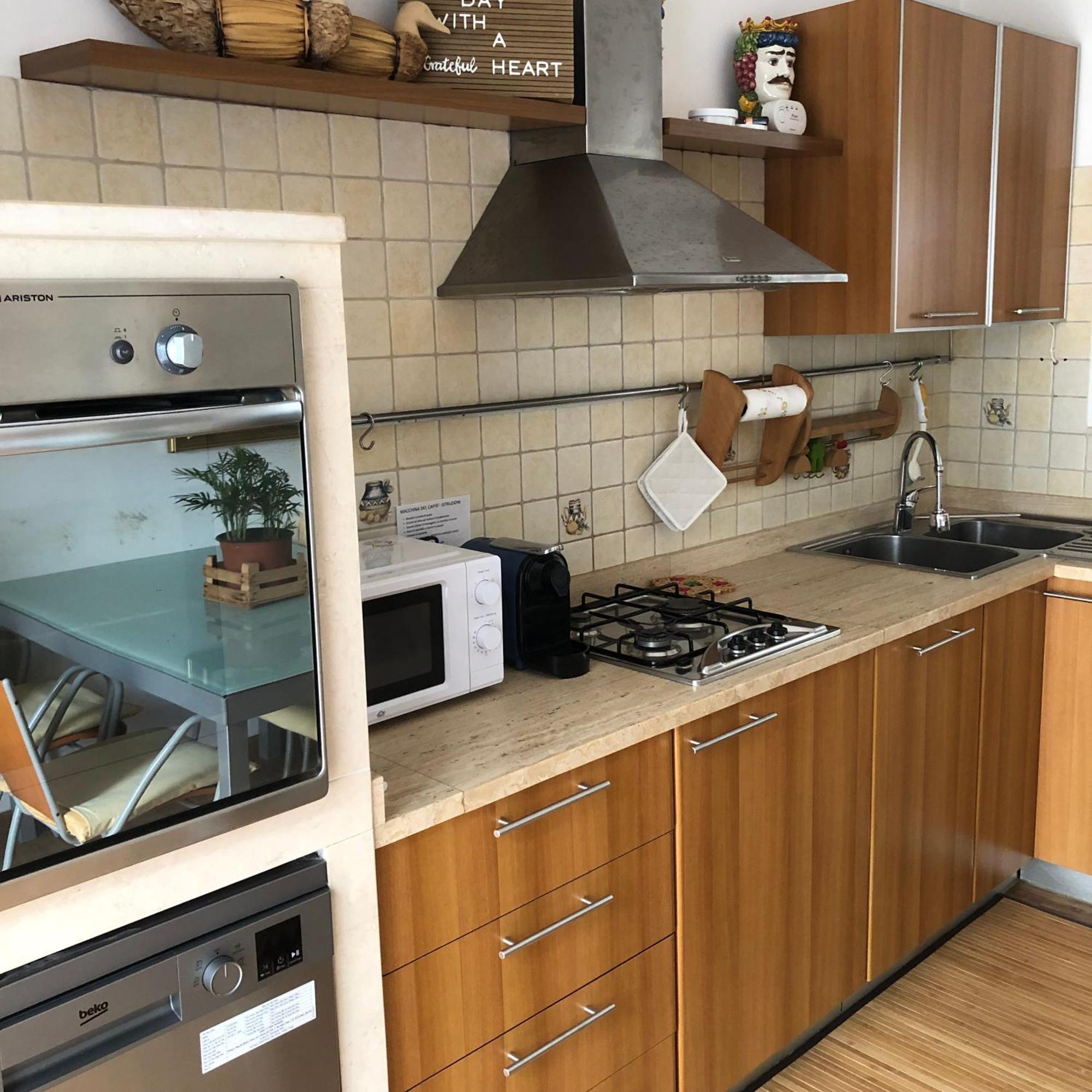 Casa Dorina Charme E Comfort A 100 M Dal Mare ดอนนาลูกาตา ภายนอก รูปภาพ