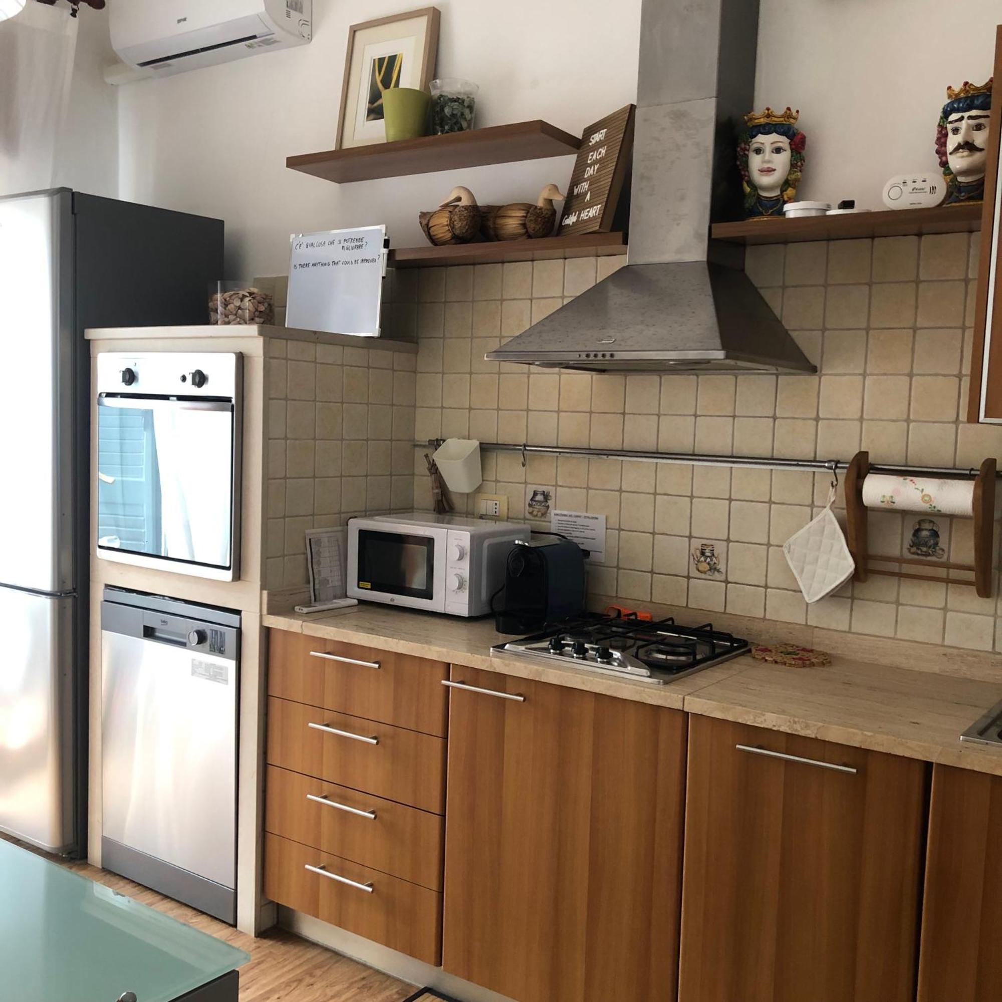 Casa Dorina Charme E Comfort A 100 M Dal Mare ดอนนาลูกาตา ภายนอก รูปภาพ
