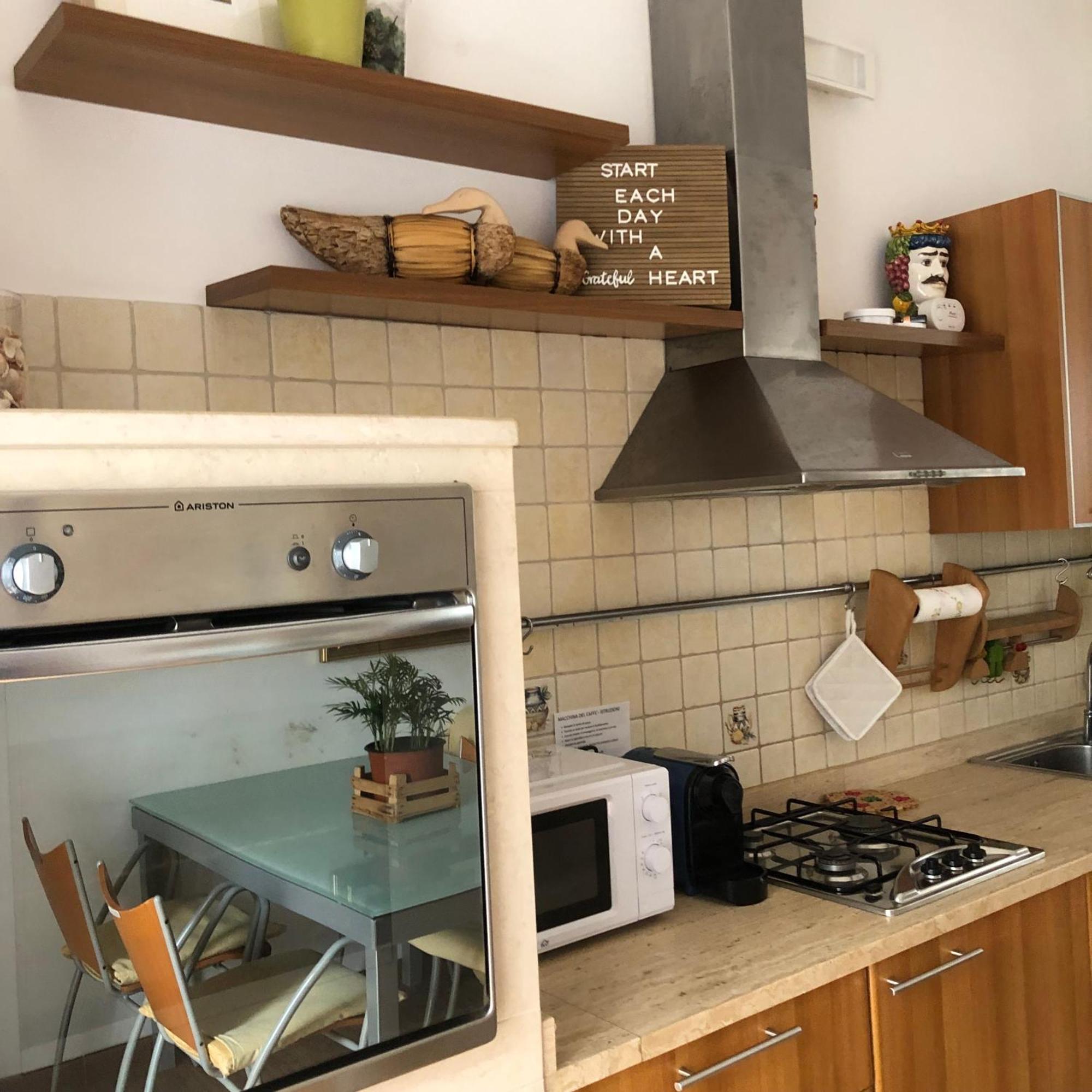 Casa Dorina Charme E Comfort A 100 M Dal Mare ดอนนาลูกาตา ภายนอก รูปภาพ
